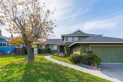 Photo of 1118 Fernrest Drive, Harbor City, CA 90710 (MLS # SB25258187)
