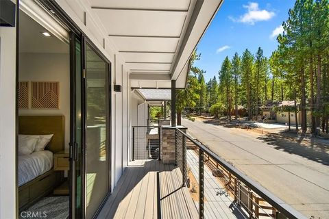 Tiny photo for 679 Summit Boulevard, Big Bear, CA 92315 (MLS # CV25272633)