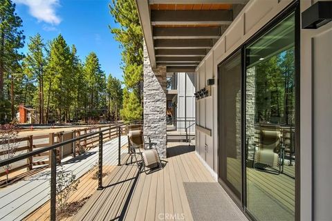 Tiny photo for 679 Summit Boulevard, Big Bear, CA 92315 (MLS # CV25272633)
