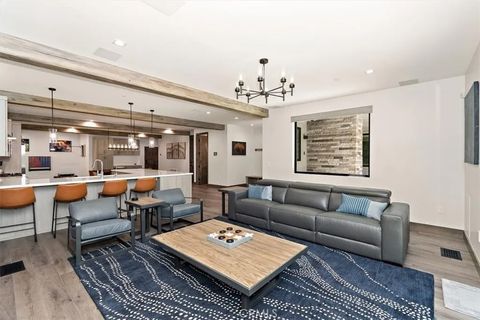 Tiny photo for 679 Summit Boulevard, Big Bear, CA 92315 (MLS # CV25272633)