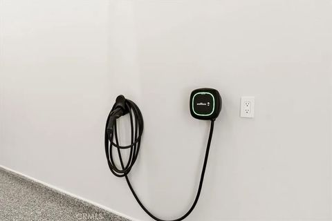 Tiny photo for 679 Summit Boulevard, Big Bear, CA 92315 (MLS # CV25272633)