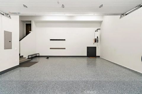 Tiny photo for 679 Summit Boulevard, Big Bear, CA 92315 (MLS # CV25272633)