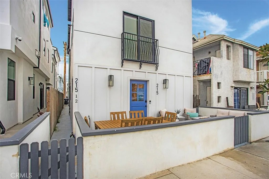 215 32nd Street