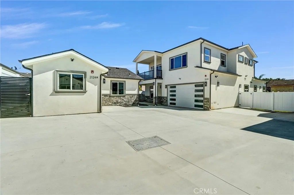 Photo of 2124 W 238th Street, Torrance, CA 90501 (MLS # SB26057600)