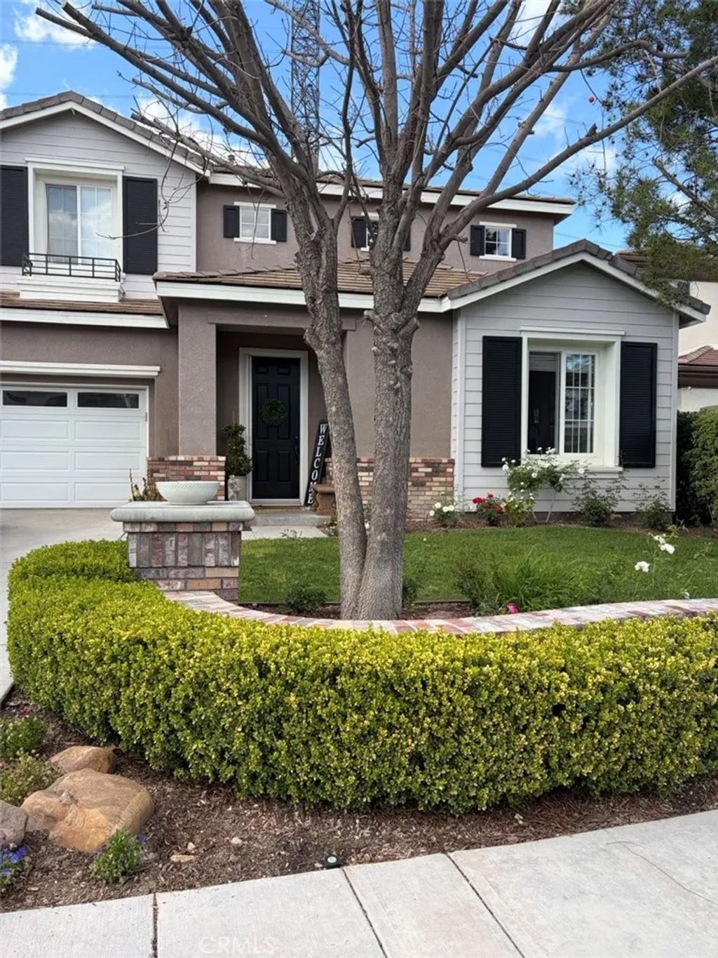 Photo of 24217 English Rose Pl, Valencia, CA 91354 (MLS # SR26071252)