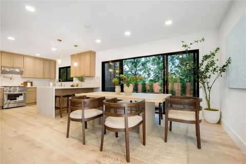 Tiny photo for 14457 Glorietta Drive, Sherman Oaks, CA 91423 (MLS # SR25246032)
