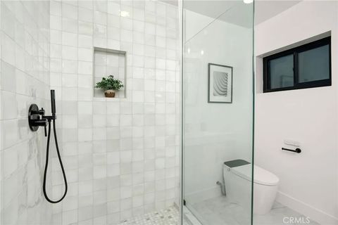 Tiny photo for 14457 Glorietta Drive, Sherman Oaks, CA 91423 (MLS # SR25246032)