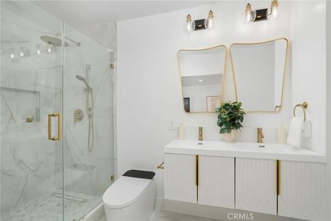 Tiny photo for 14457 Glorietta Drive, Sherman Oaks, CA 91423 (MLS # SR25246032)