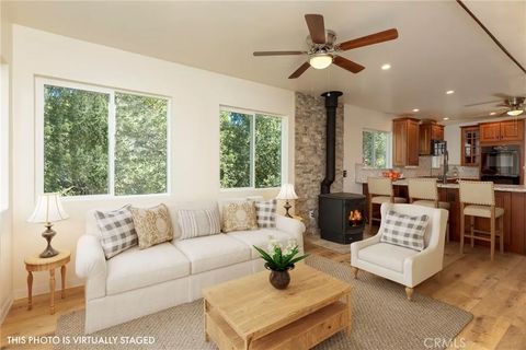 Photo of 28181 Hidea Way, Silverado Canyon, CA 92676 (MLS # OC26014130)