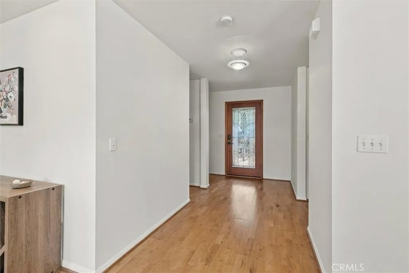 1086 Hillcrest