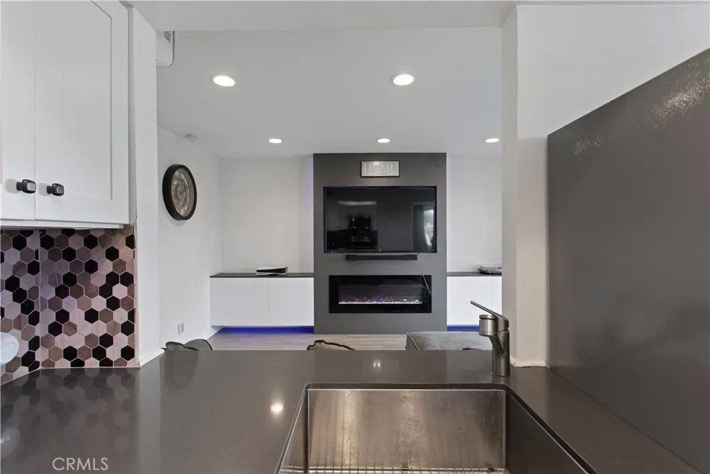 2700 Brea Boulevard 38