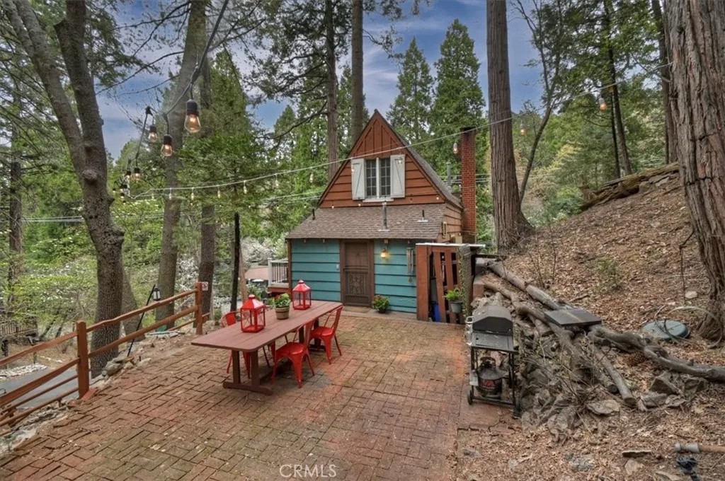 770 Cottage Grove