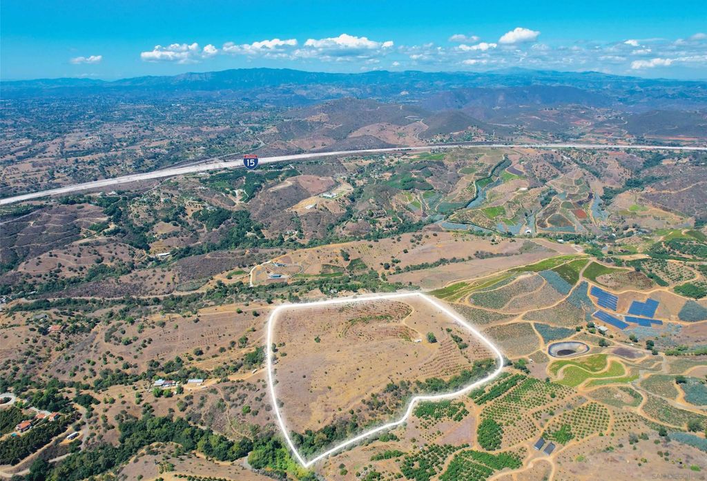 Photo of Along Ordway Road, Fallbrook, CA 92028 (MLS # 250040710)
