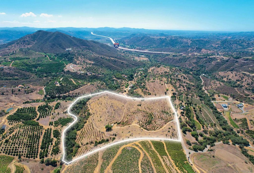 Photo of Along Ordway Road, Fallbrook, CA 92028 (MLS # 250040710)