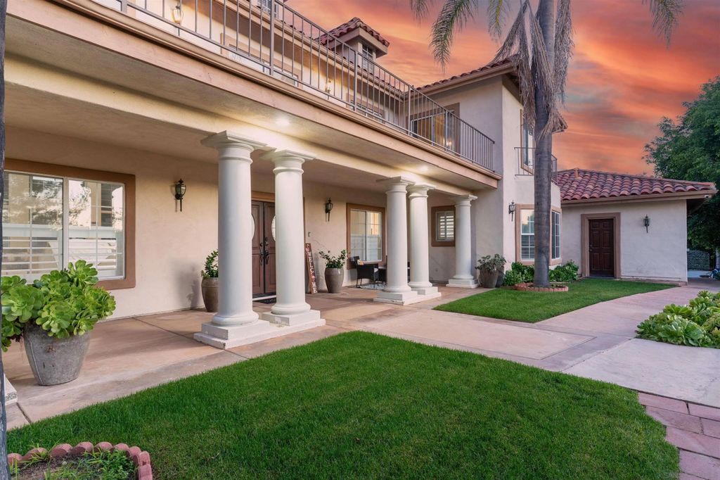 Photo of 1696 Gil Way, Vista, CA 92084 (MLS # 260001472)