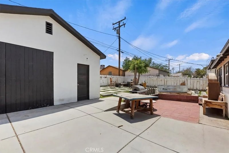 112 W Grandview Drive