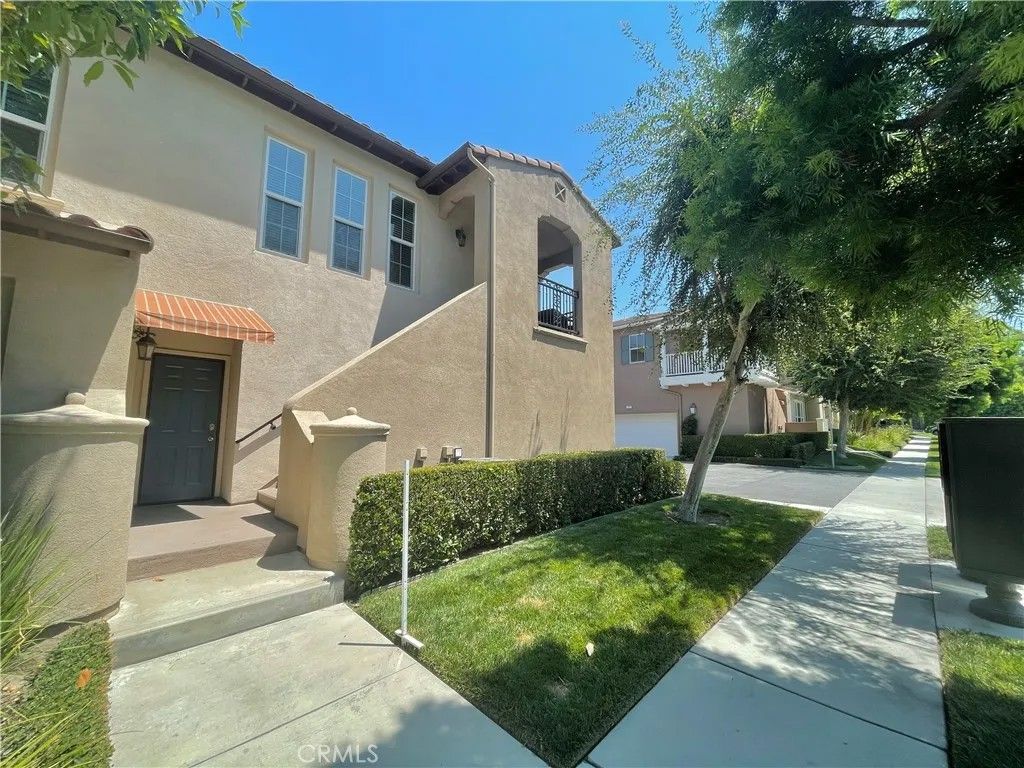 Photo of 73 Reunion, Irvine, CA 92603 (MLS # OC26030132)