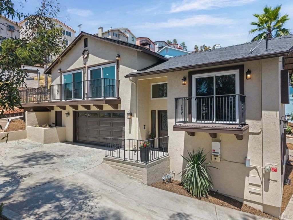 Photo of 1604 San Miguel AVE, Spring Valley, CA 91977 (MLS # 260011216)