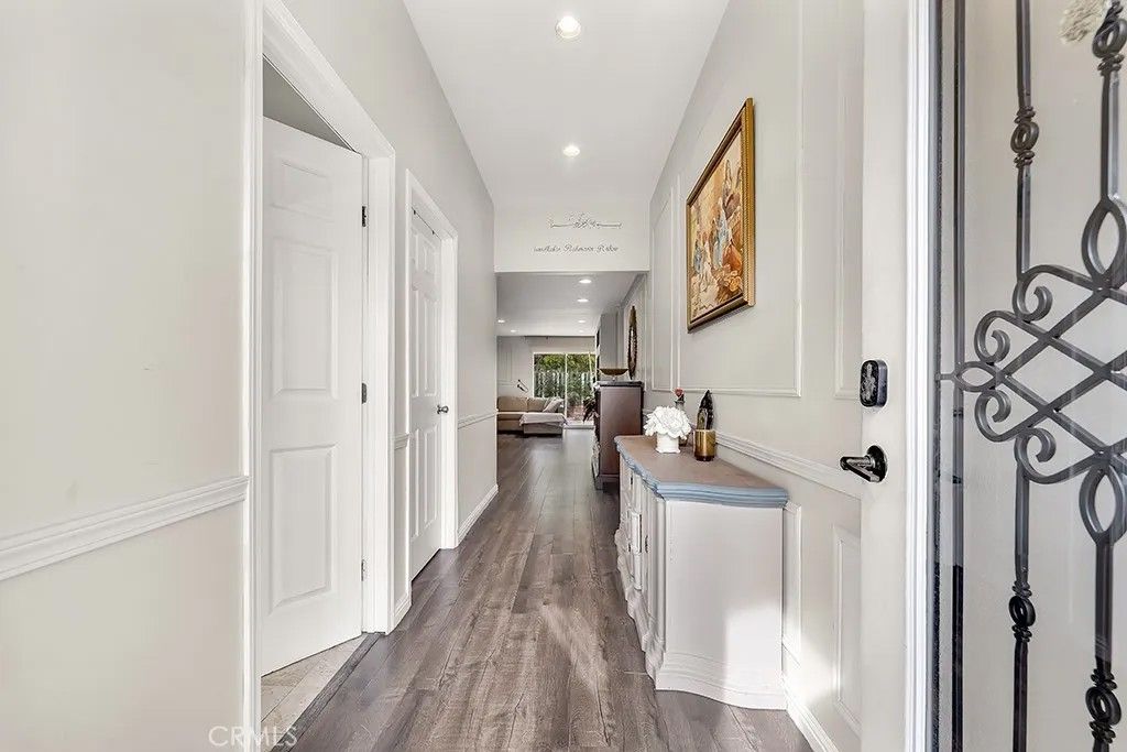 Photo of 11962 Salem Drive, Granada Hills, CA 91344 (MLS # SR26030407)