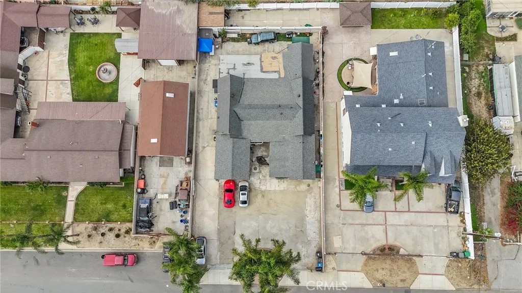 11814 Ramona Ave