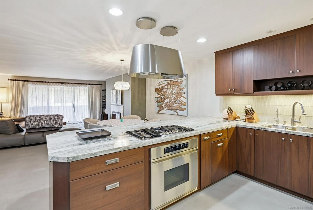 Photo of 180 Date Ave, Imperial Beach, CA 91932 (MLS # 260007573)