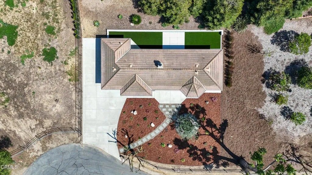 Photo of 239 Ramona Place, Camarillo, CA 93010 (MLS # V1-35782)