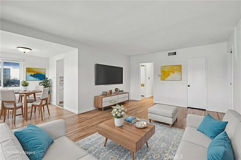 Tiny photo for 20614 Mansel Avenue, Torrance, CA 90503 (MLS # SB25251264)