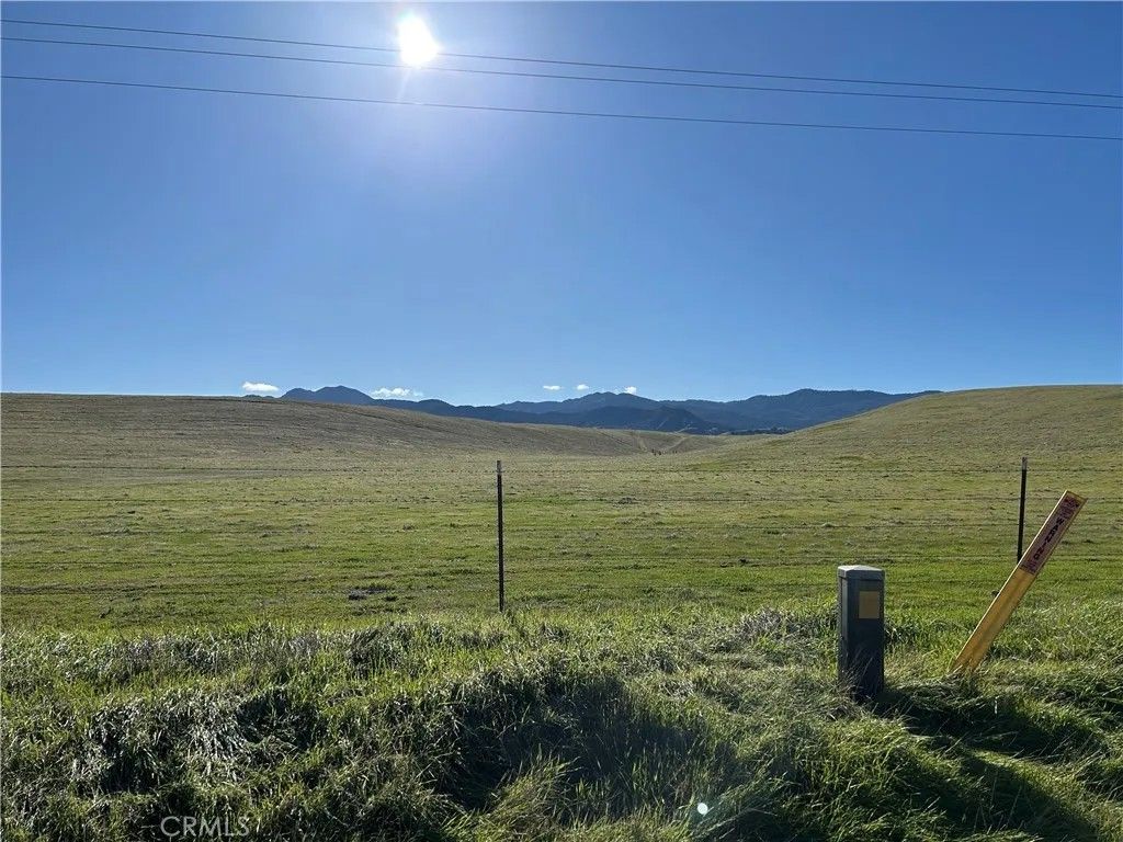 Photo of 1 Panoche, Paicines, CA 95043 (MLS # SR26000668)