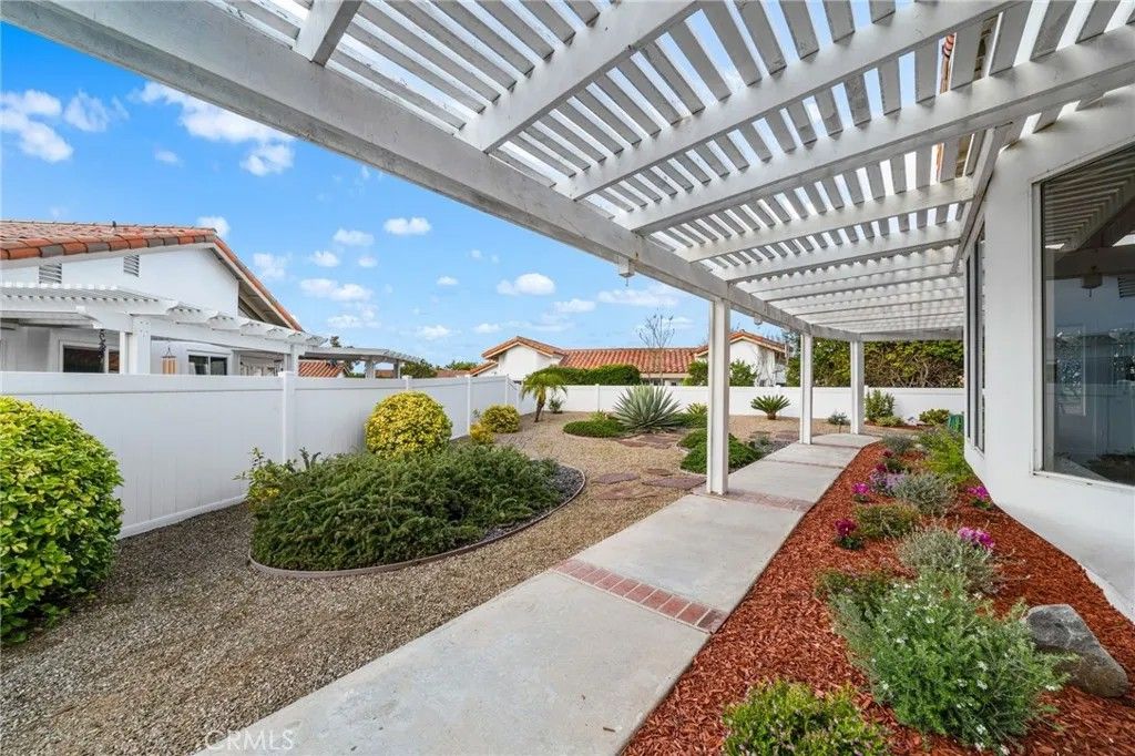 Photo of 4655 Barcelona Way, Oceanside, CA 92056 (MLS # OC25270461)