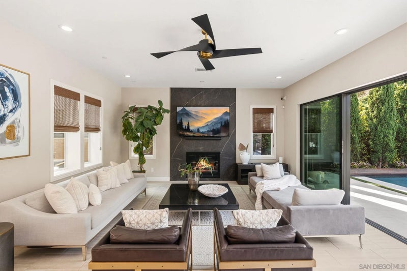 4720 Borden