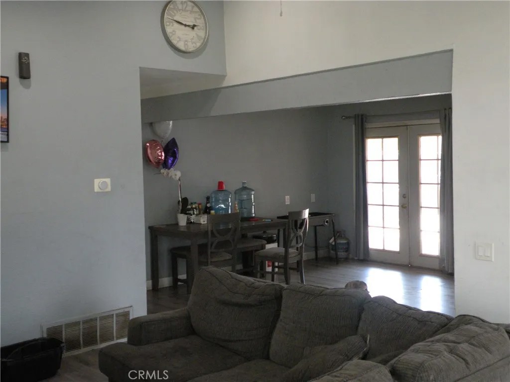 31810 Avenida La Gaviota