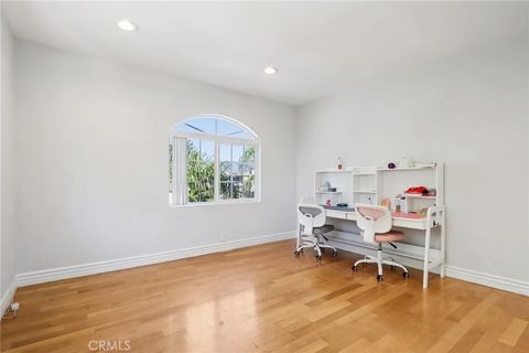 Tiny photo for 12426 Henzie Place, Granada Hills, CA 91344 (MLS # SR25246854)