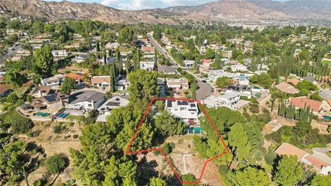 Tiny photo for 12426 Henzie Place, Granada Hills, CA 91344 (MLS # SR25246854)