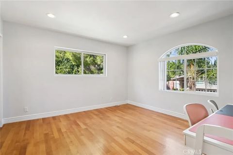 Tiny photo for 12426 Henzie Place, Granada Hills, CA 91344 (MLS # SR25246854)