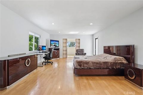 Tiny photo for 12426 Henzie Place, Granada Hills, CA 91344 (MLS # SR25246854)