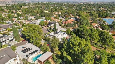 Tiny photo for 12426 Henzie Place, Granada Hills, CA 91344 (MLS # SR25246854)