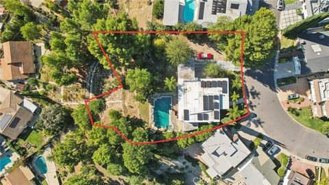 Tiny photo for 12426 Henzie Place, Granada Hills, CA 91344 (MLS # SR25246854)