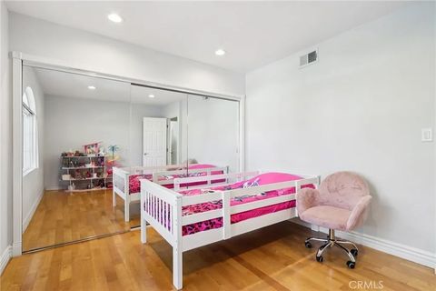 Tiny photo for 12426 Henzie Place, Granada Hills, CA 91344 (MLS # SR25246854)