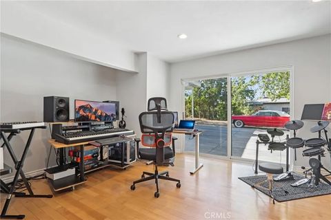 Tiny photo for 12426 Henzie Place, Granada Hills, CA 91344 (MLS # SR25246854)