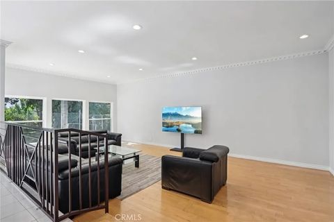 Tiny photo for 12426 Henzie Place, Granada Hills, CA 91344 (MLS # SR25246854)