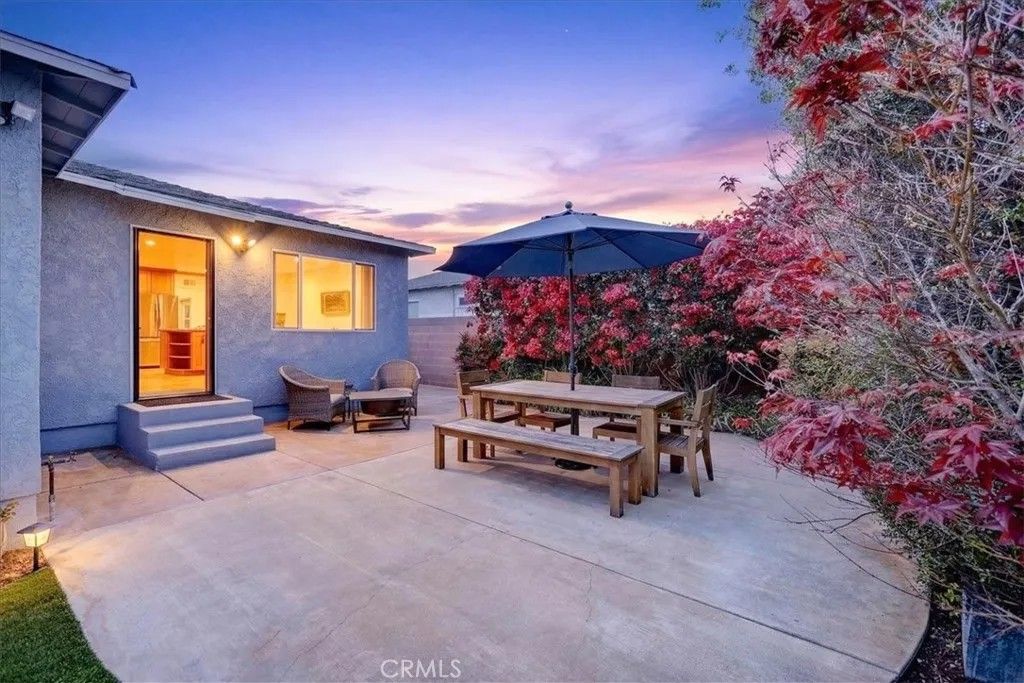 Photo of 3480 Gardenia Ave, Long Beach, CA 90807 (MLS # PW26066427)