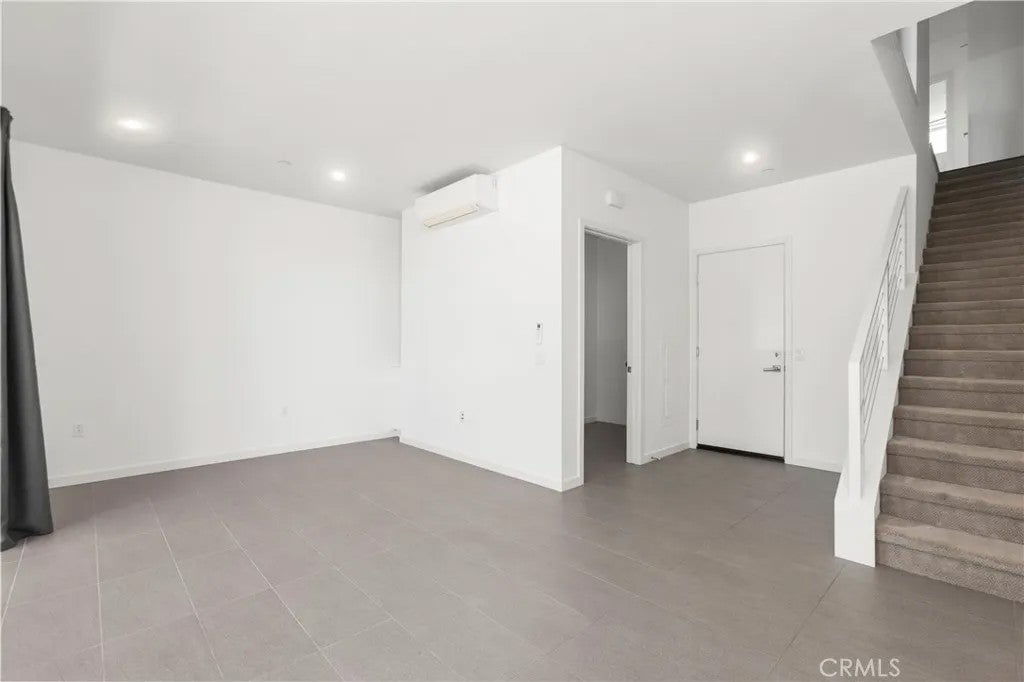 629 W 17th