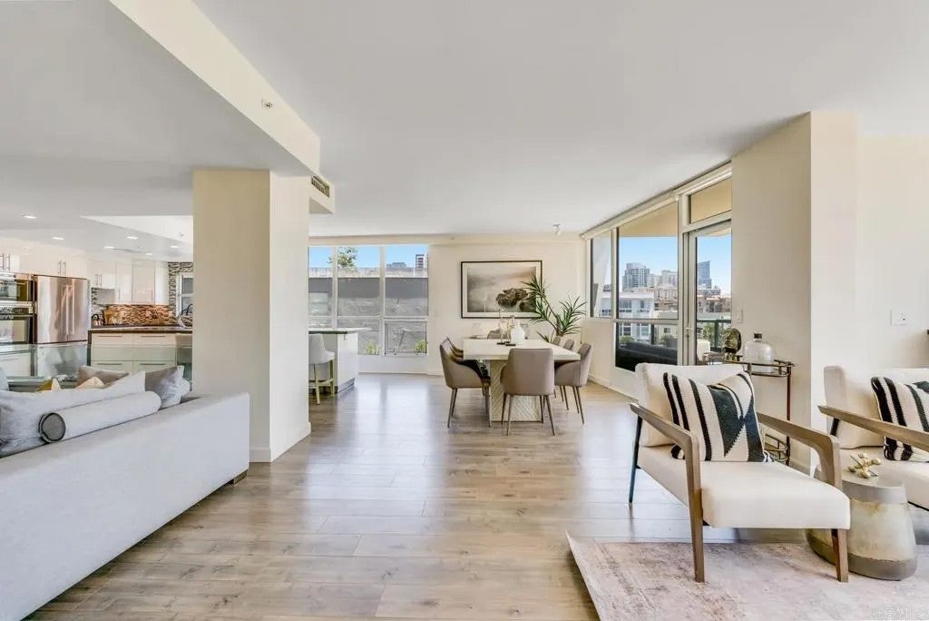 510 1st Ave 402