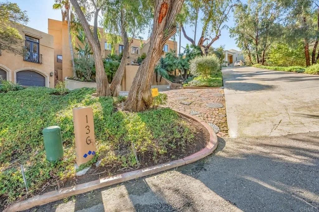 Photo of 136 Hummingbird Hl, Encinitas, CA 92024 (MLS # NDP2607200)
