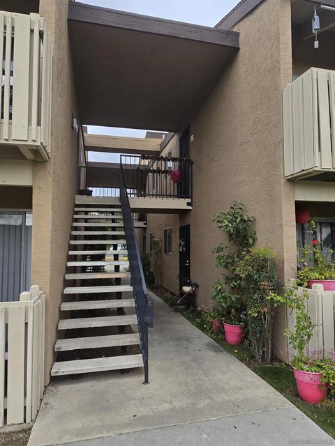 Photo of 1050 Rock Springs Rd #240, Escondido, CA 92026 (MLS # 260002267)