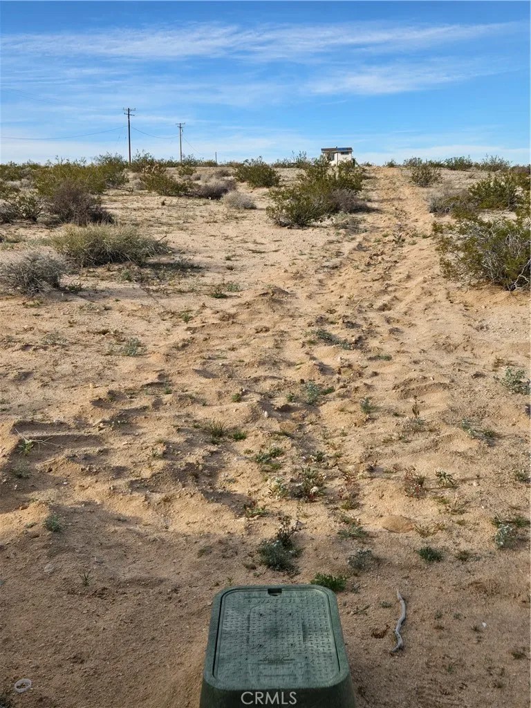 68243 Pioneer Trail