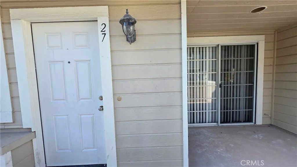 Photo of 2800 Plaza Del Amo, Torrance, CA 90503 (MLS # SB25266789)