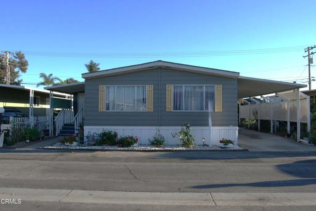 Photo of 280 Columbia Pl #48, Oxnard, CA 93033 (MLS # V1-35325)