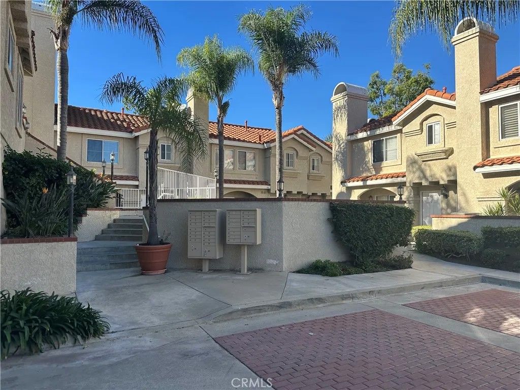 Photo of 201 Laurel Ave #6, Brea, CA 92821 (MLS # PW25272215)