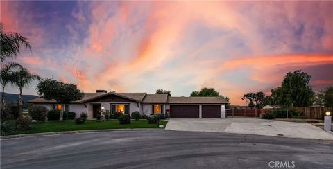 Photo of 30225 Amber Lane, Hemet, CA 92543 (MLS # SW26016902)